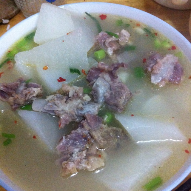 萝卜排骨汤