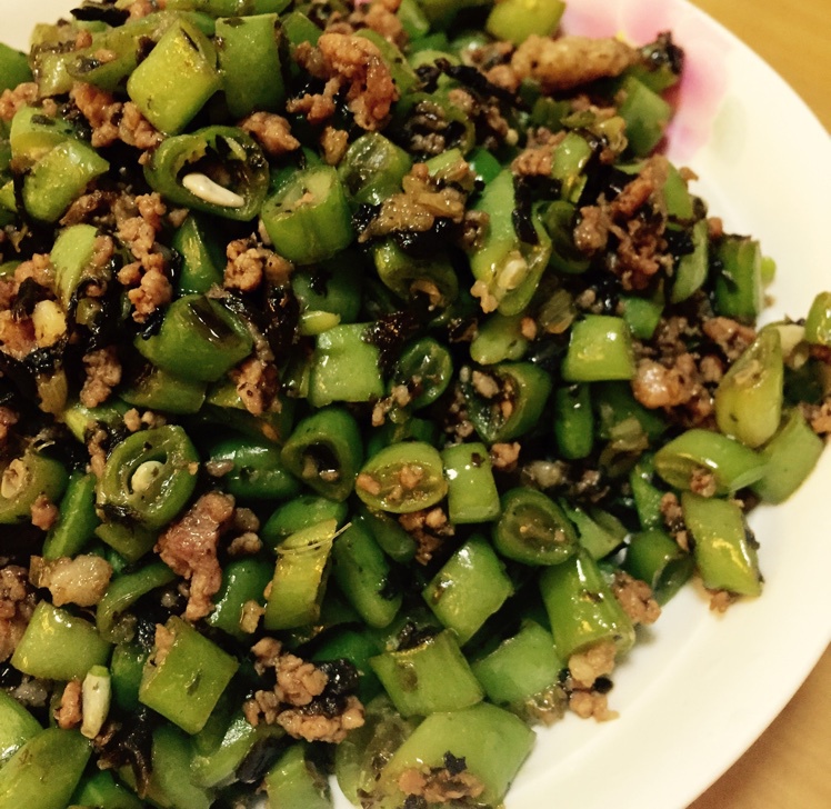 榄菜肉末四季豆