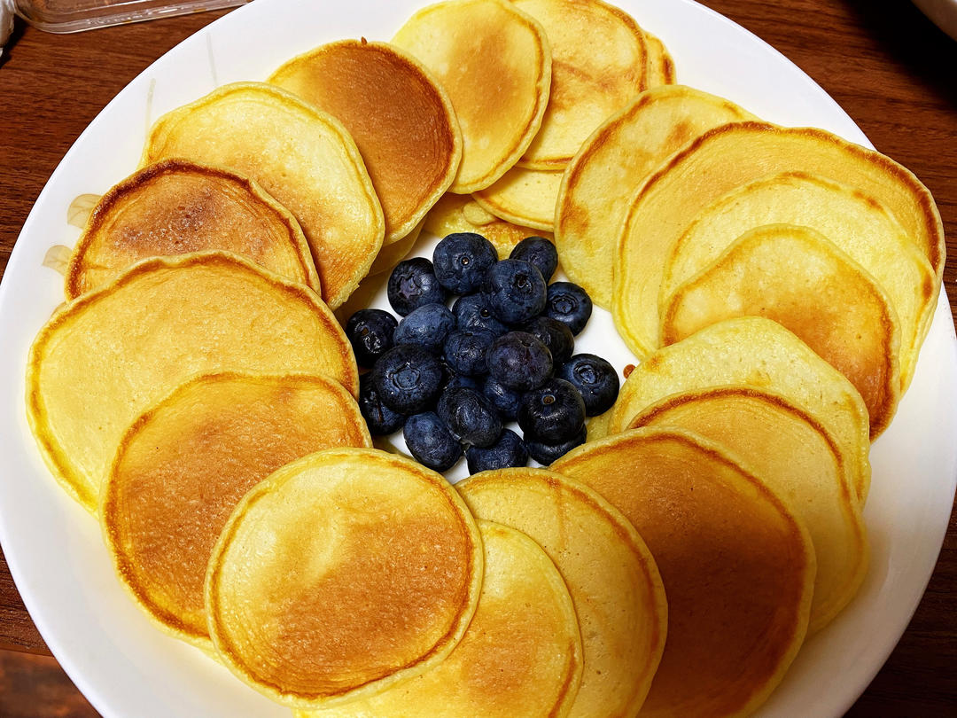 电饼铛做简单的颜值与好吃并存的原味松饼