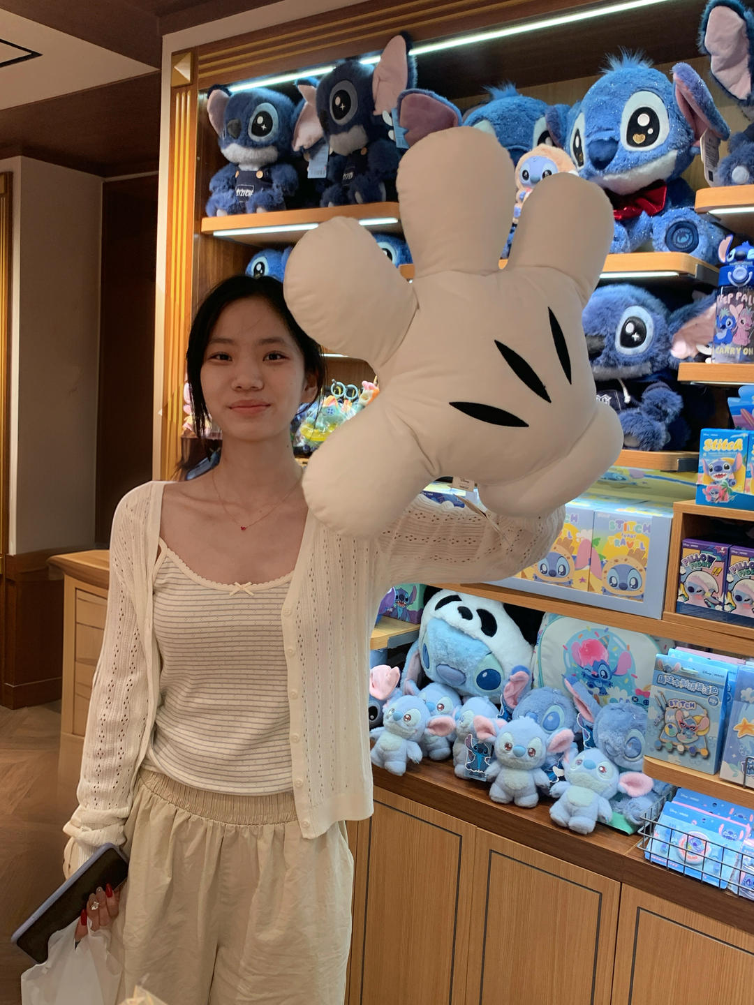 小猫爱吃鱼_小新