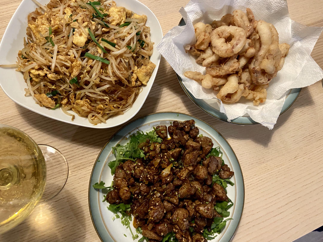家庭版炒合菜【绿豆芽粉条炒鸡蛋】