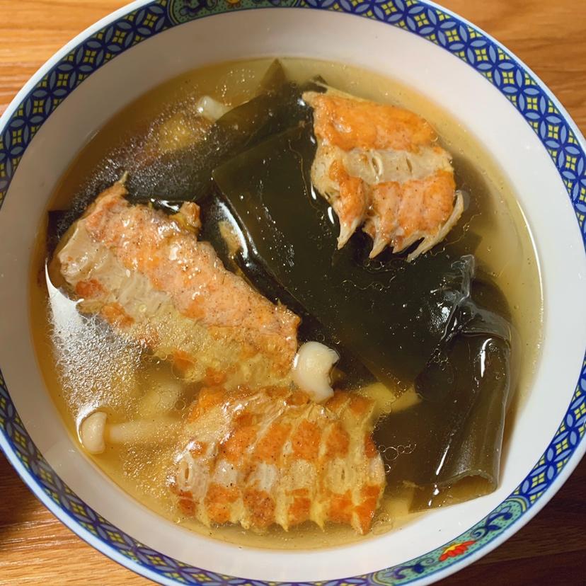 三文鱼骨味增汤