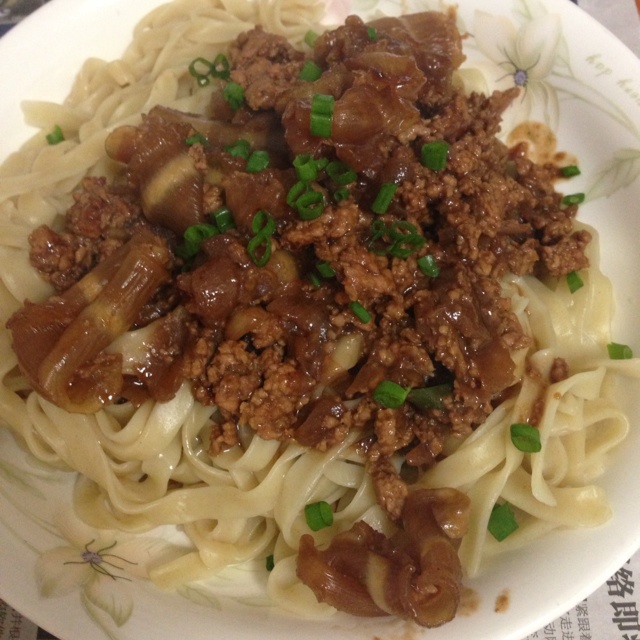 还你靓靓拳之花胶捞面