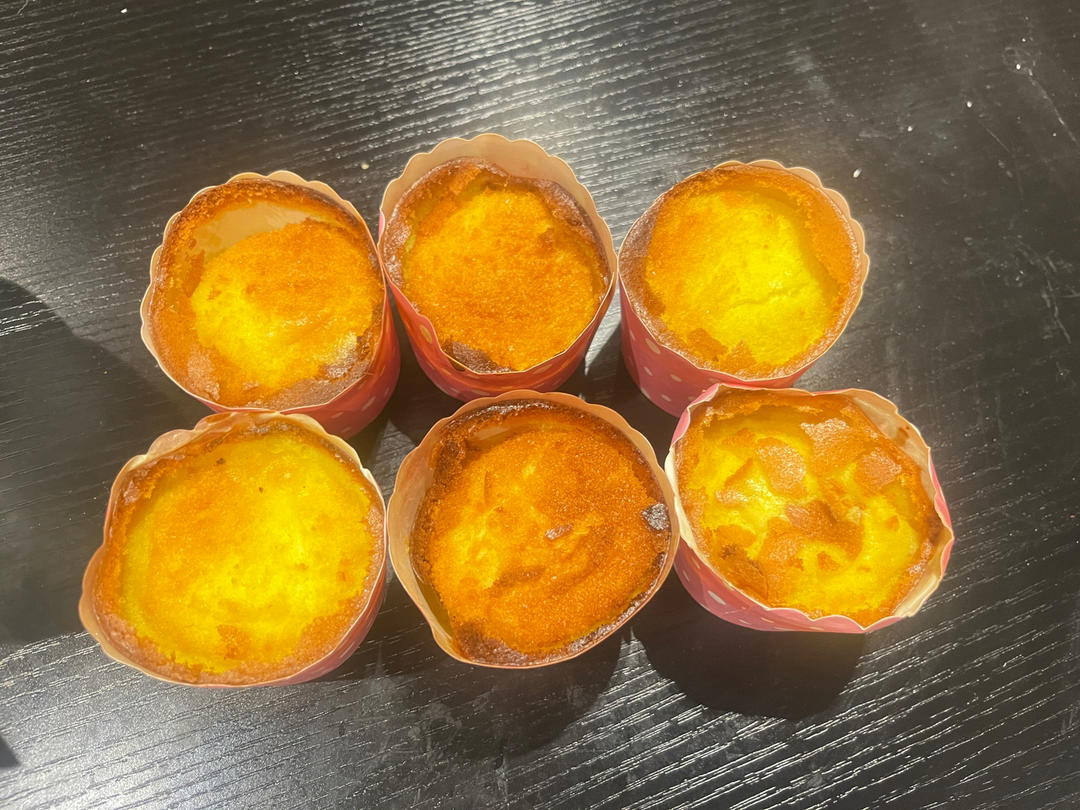 戚风小纸杯蛋糕