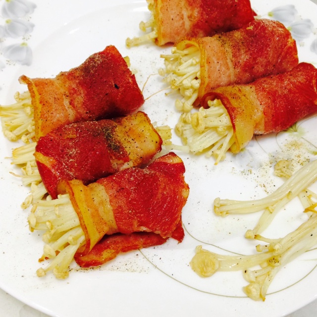 视频菜谱：金针菇培根卷