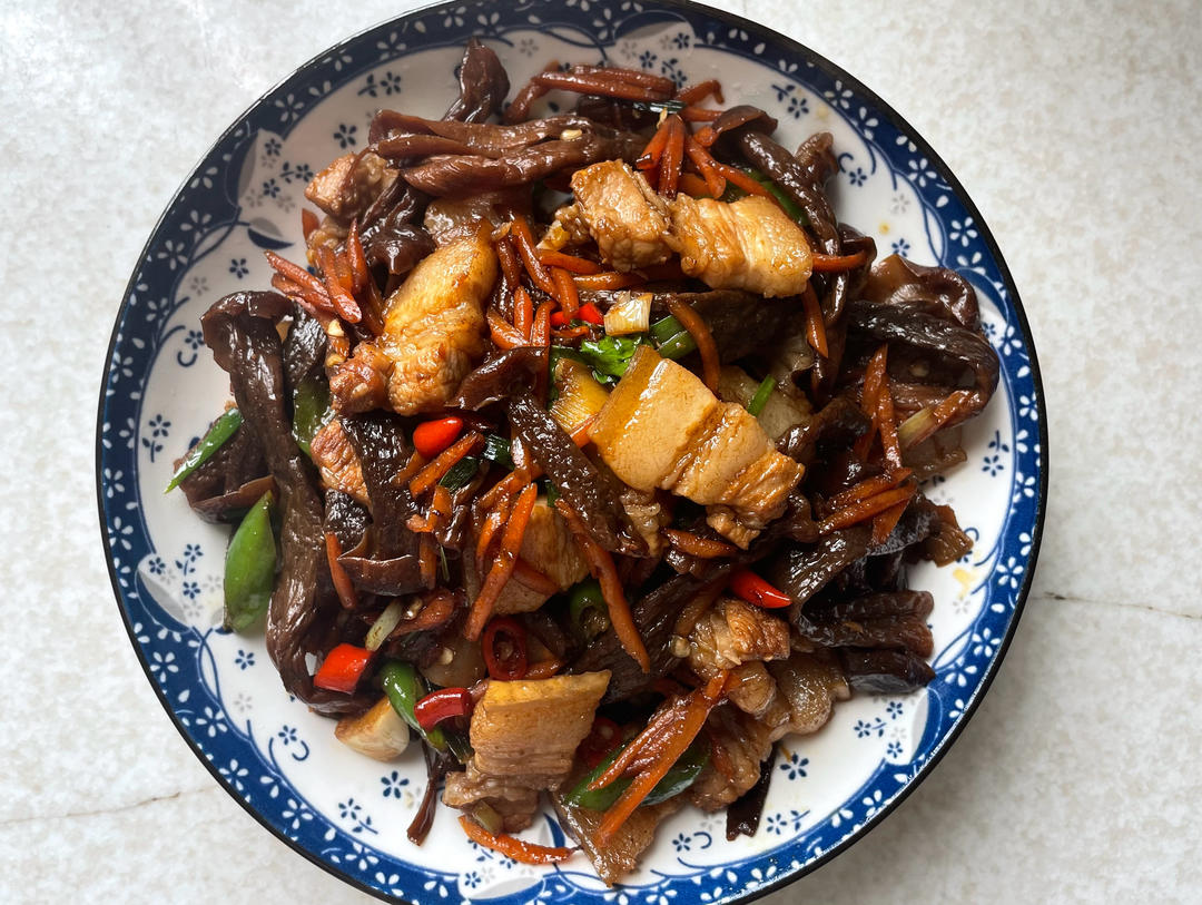 鹿茸菇炒肉