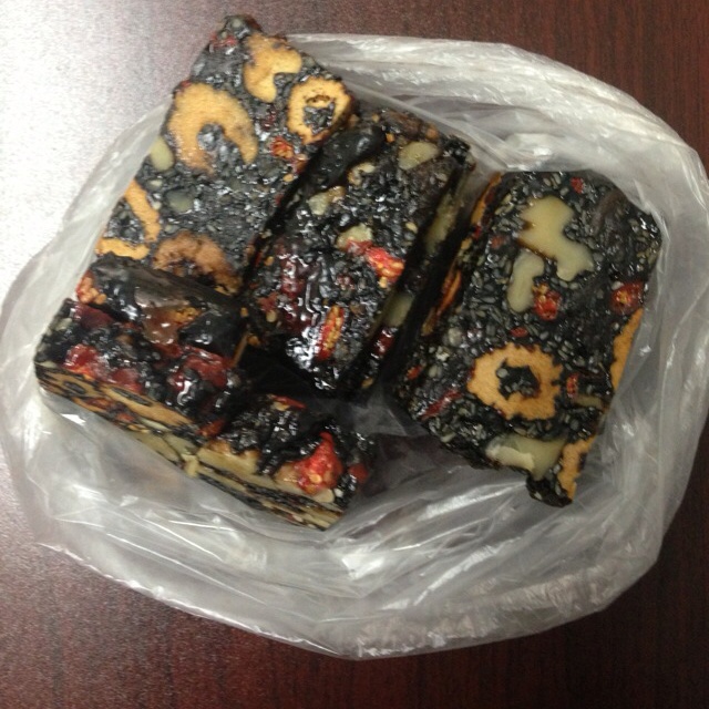 阿胶固元膏