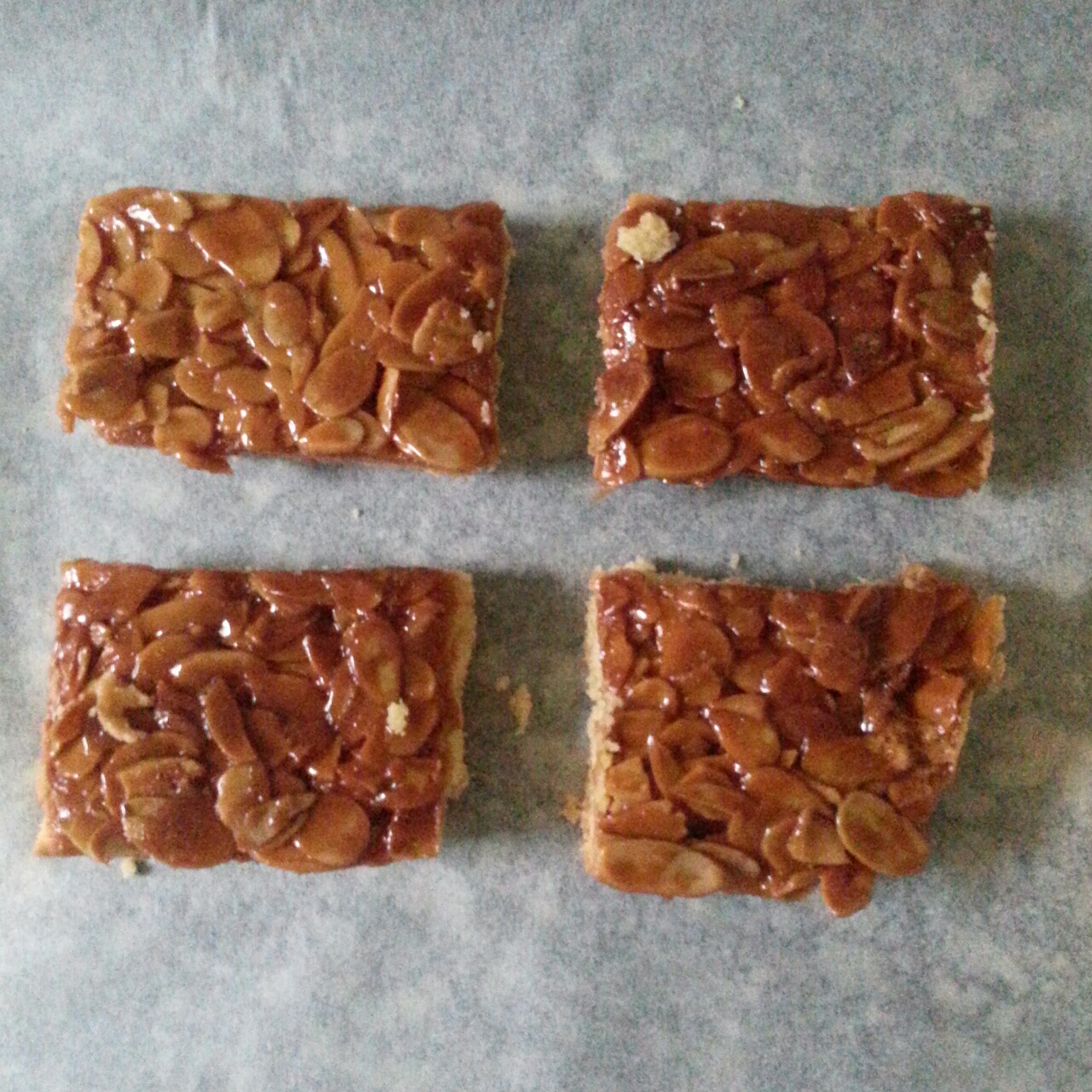 法式焦糖杏仁酥饼【果子学校减糖版适用28*28烤盘】