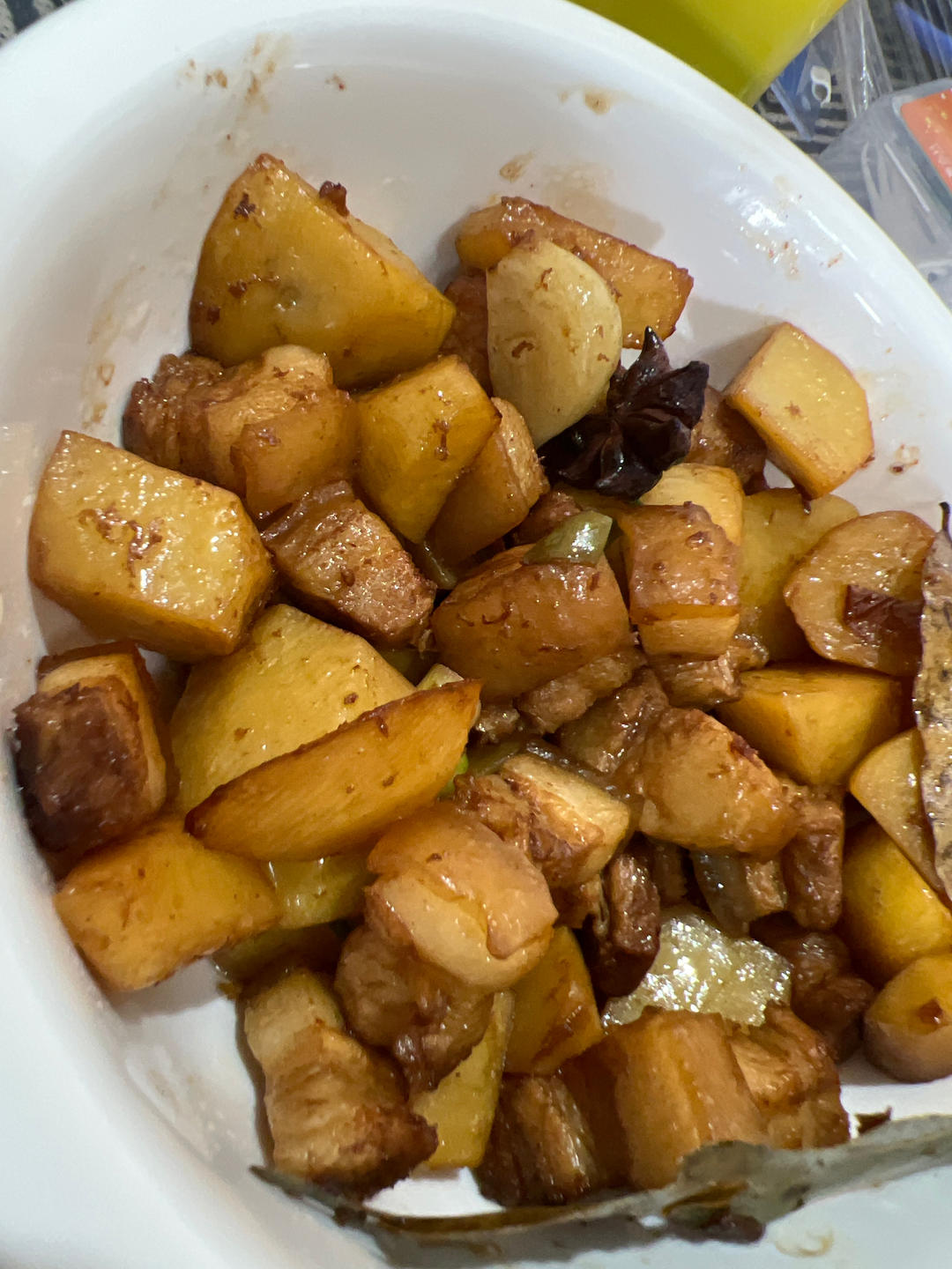 红烧肉炖土豆（丝毫不腻）