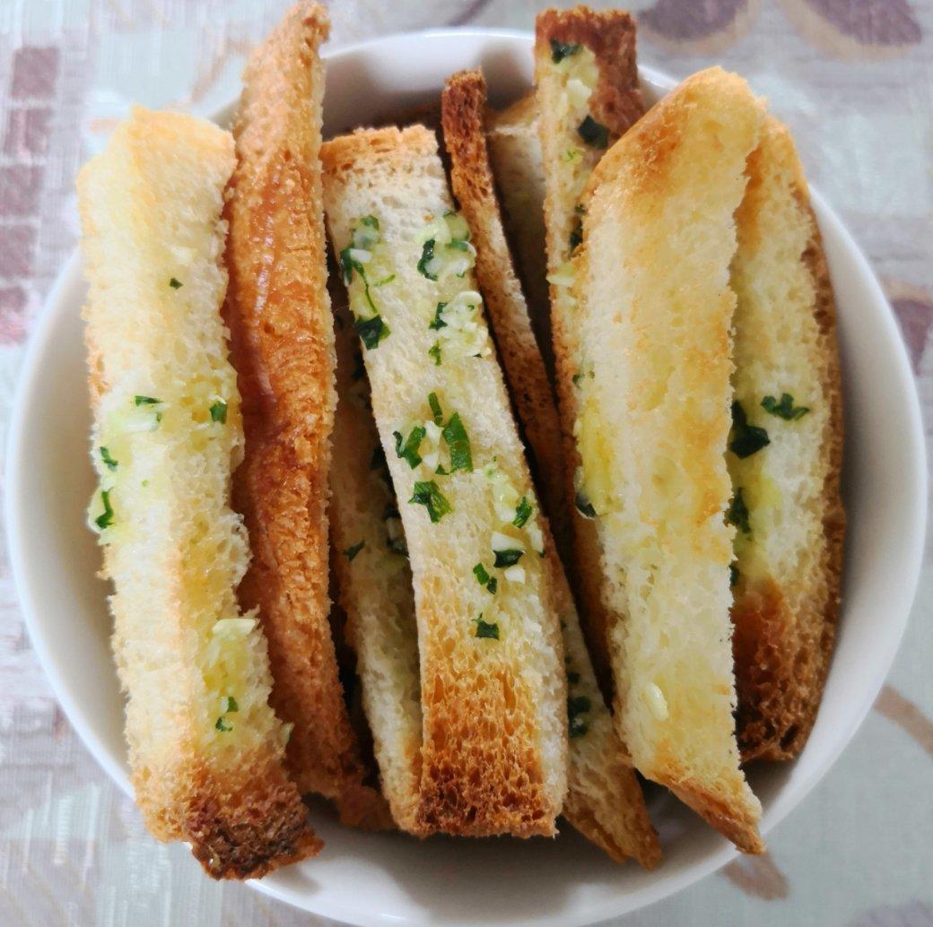 香蒜面包条