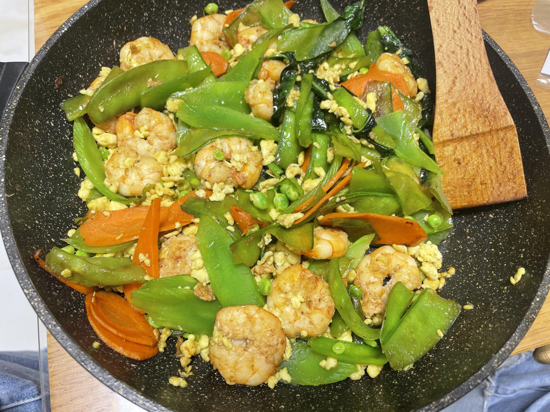 健康低卡家常菜——虾仁莴笋木耳炒蛋【松下分体式饭煲 】