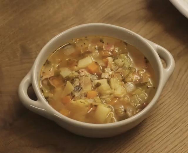 【昨日的美食】09浓菜汤的做法
