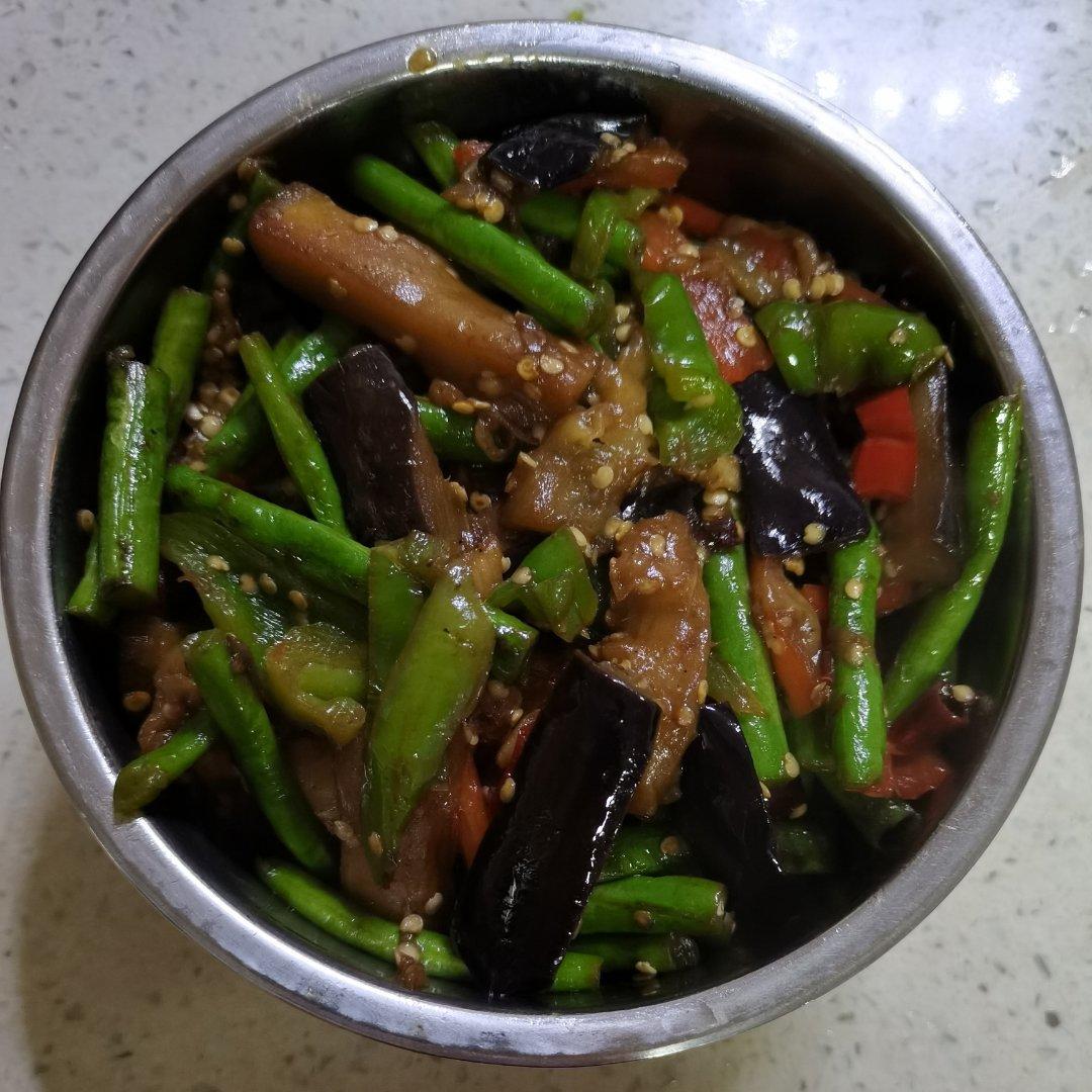 茄子炒豆角（不用油炸，好吃入味）