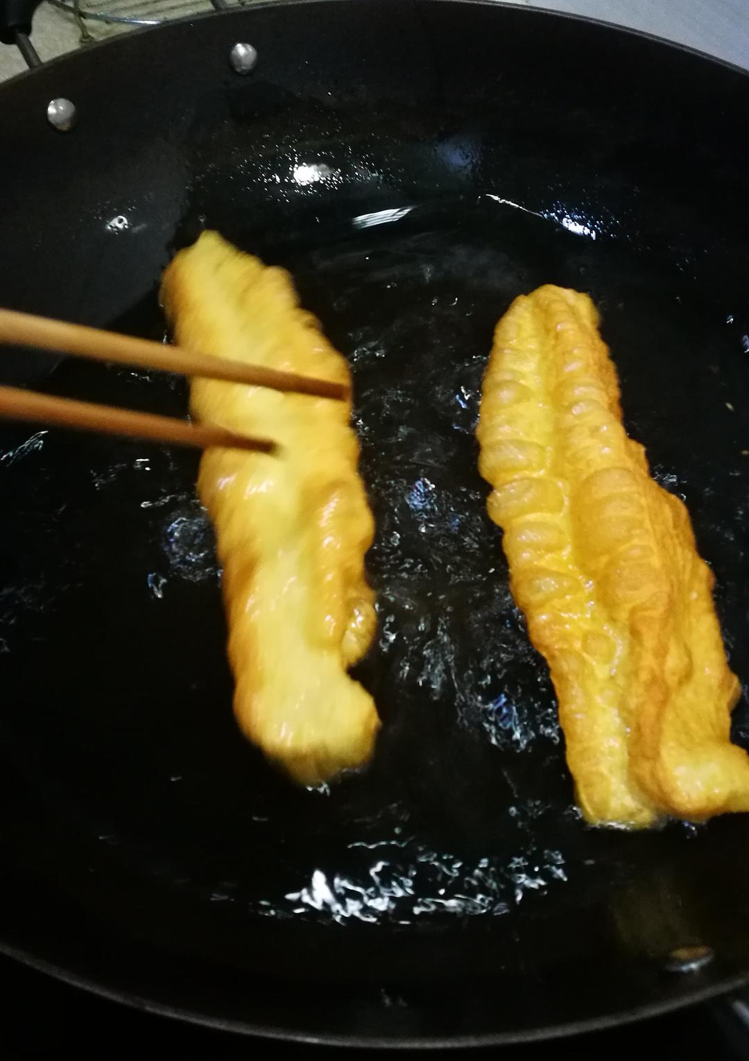 自制蓬松酥脆大油条