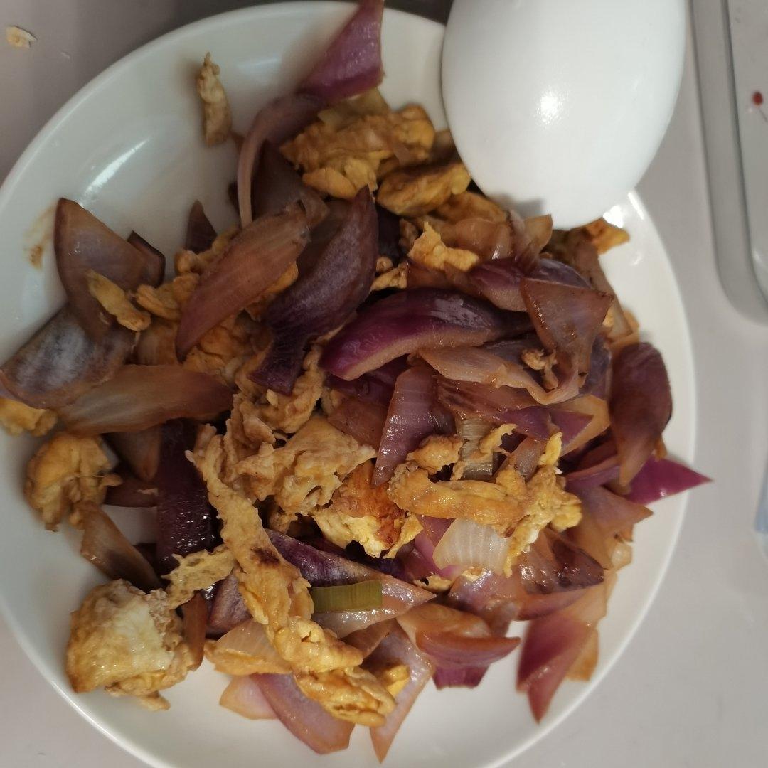 降压防癌的好食材  洋葱炒鸡蛋