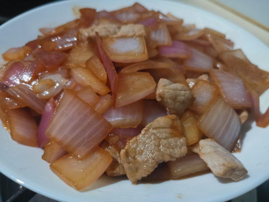 洋葱青椒炒肉