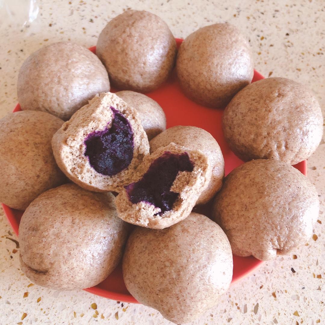 减肥黑全麦紫薯馒头