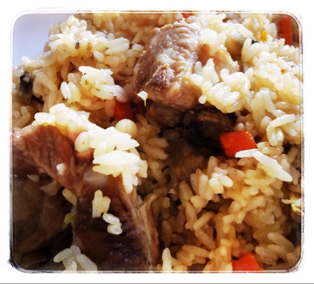 喷香排骨焖饭（爆好吃）