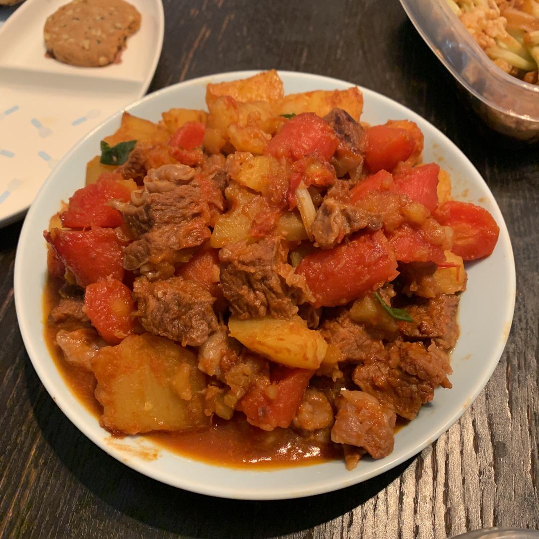 宴客菜之 - 番茄土豆炖牛肉