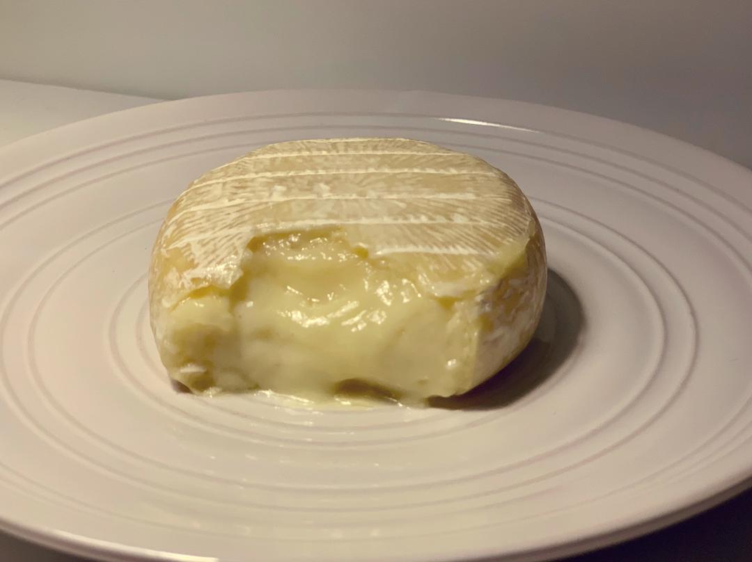 坚果烤brie布里奶酪（芝士）低碳生酮