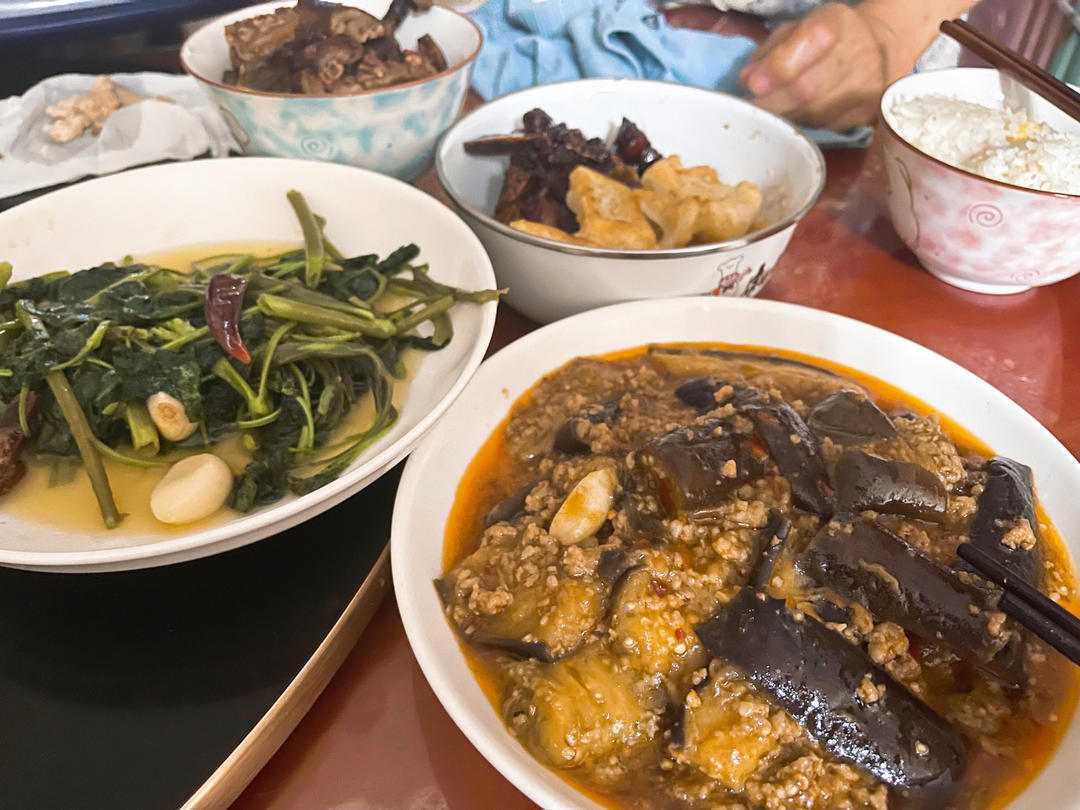 肉沫茄子（非油炸健康版）文末另附万能鱼香汁配方。