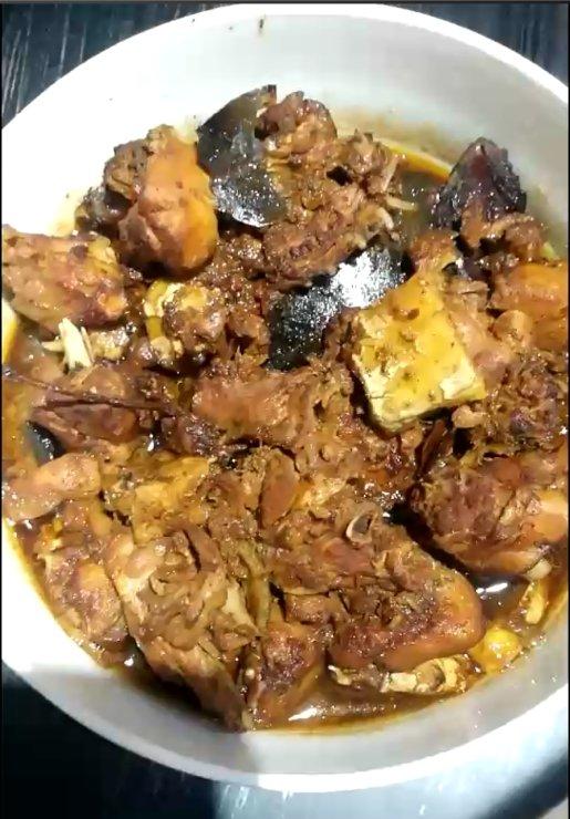 霸王兔（红烧兔子肉）又名麒麟兔