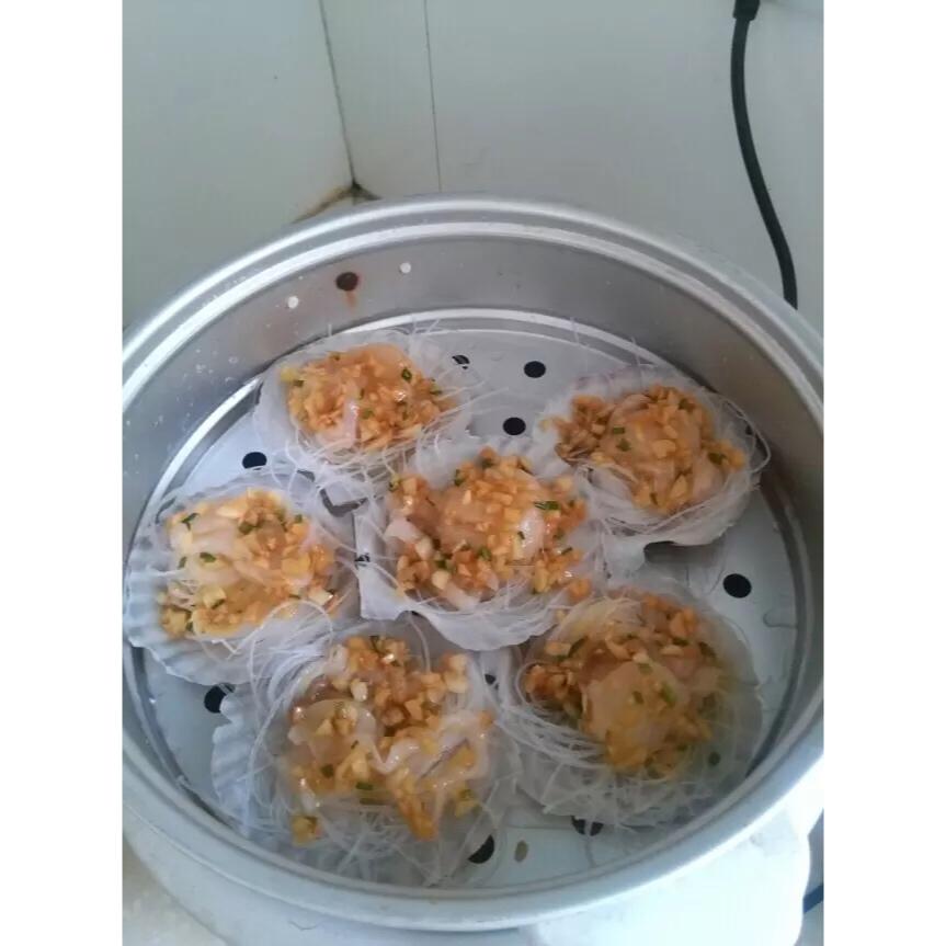 蒜蓉粉丝蒸扇贝