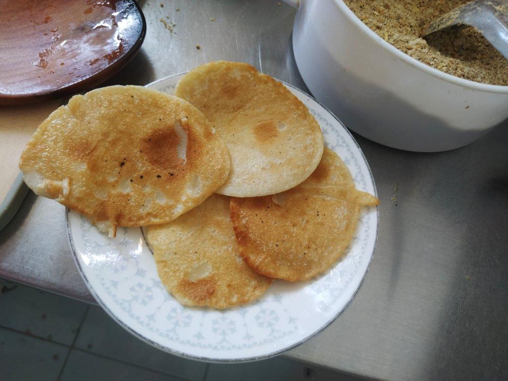 不用和面的【奶香糯米饼】