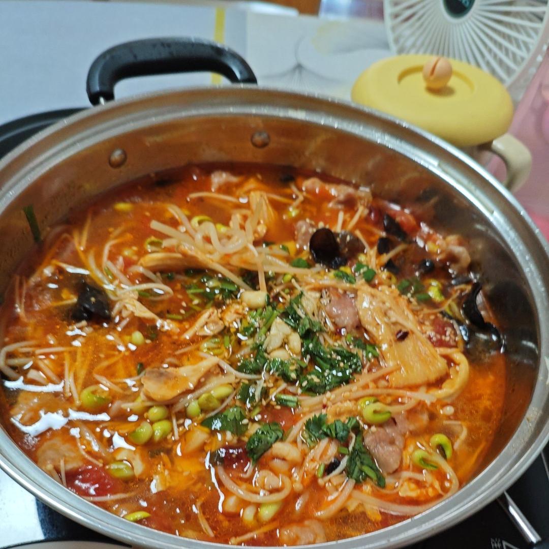 番茄滑肉煲｜酸爽开胃！肉片超级嫩滑