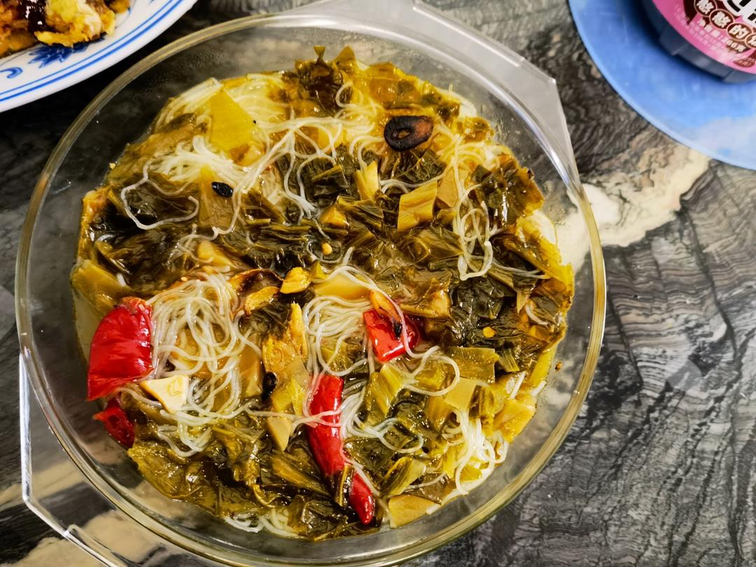 酸菜粉丝汤
