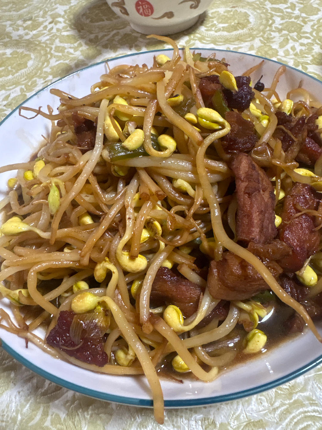 豆芽炒肉
