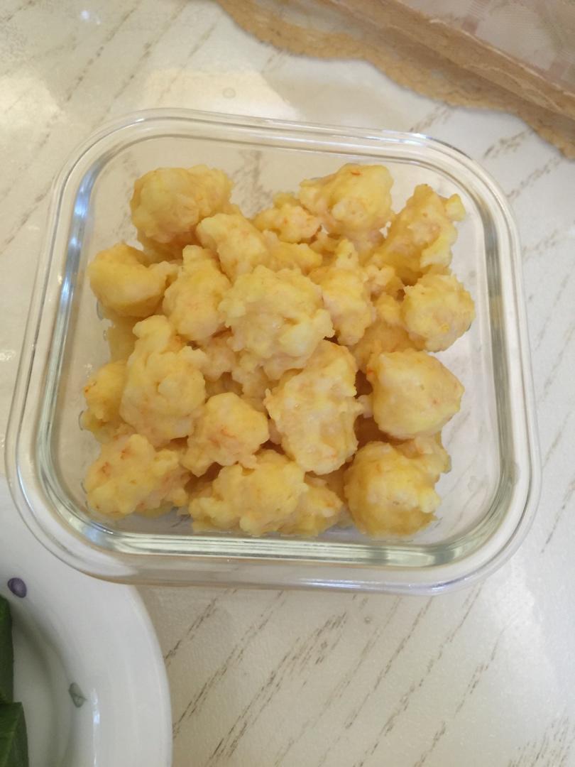 蛋黄虾滑 宝宝辅食食谱