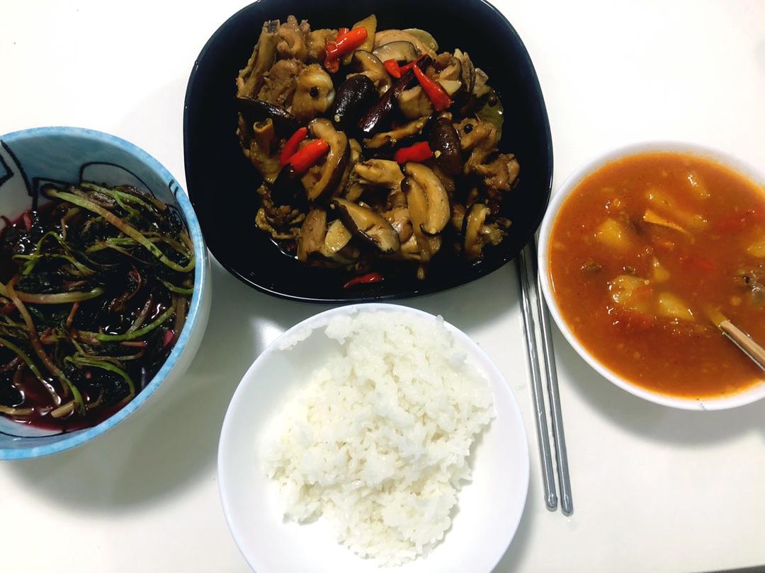 番茄土豆炖牛腩