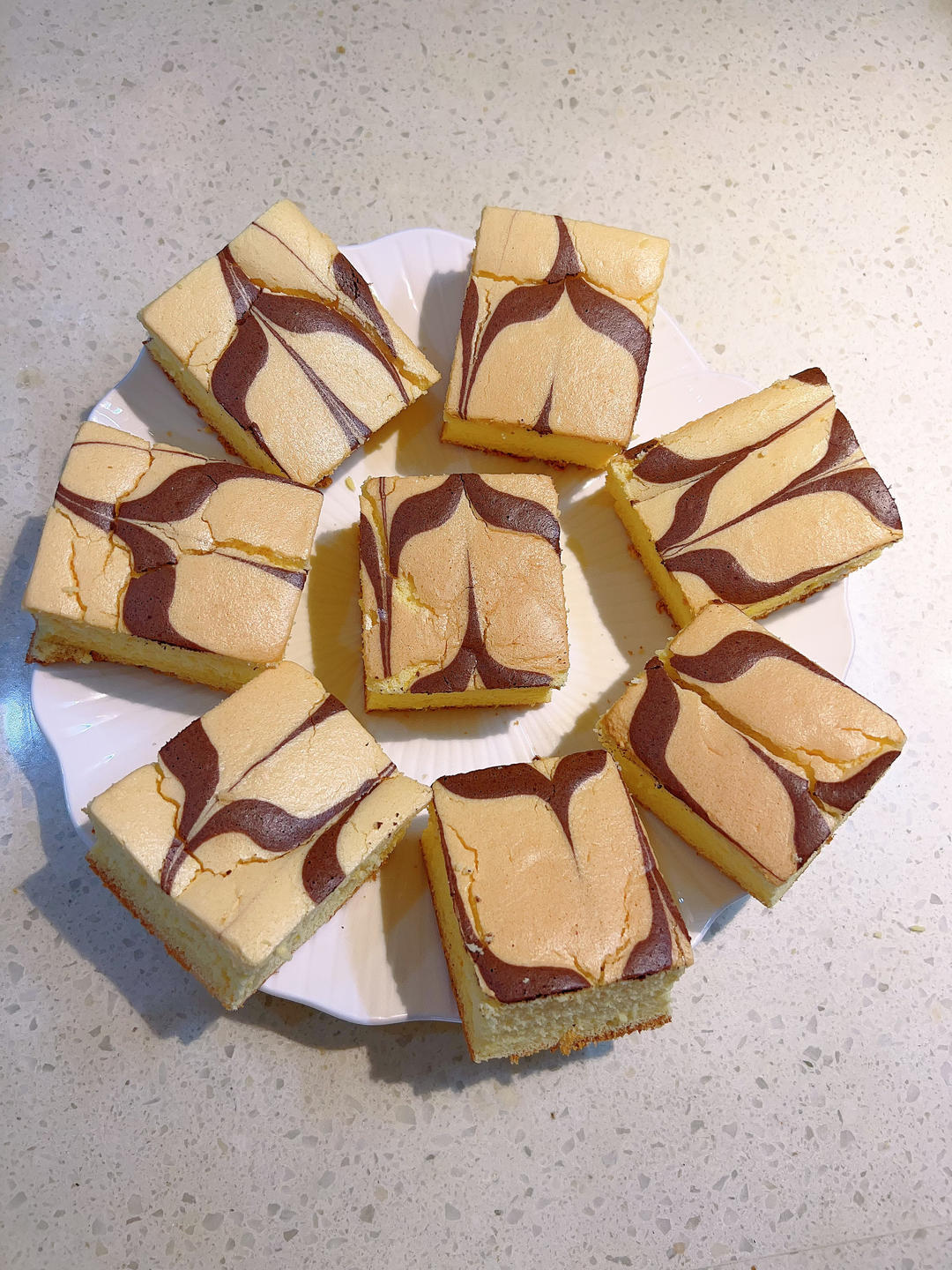 千叶纹戚风切块蛋糕