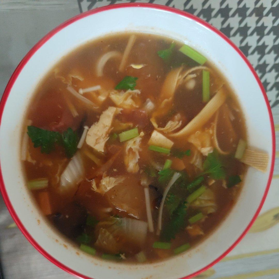 巨开胃巨好喝，10分钟搞定番茄酸辣汤冬季必喝。