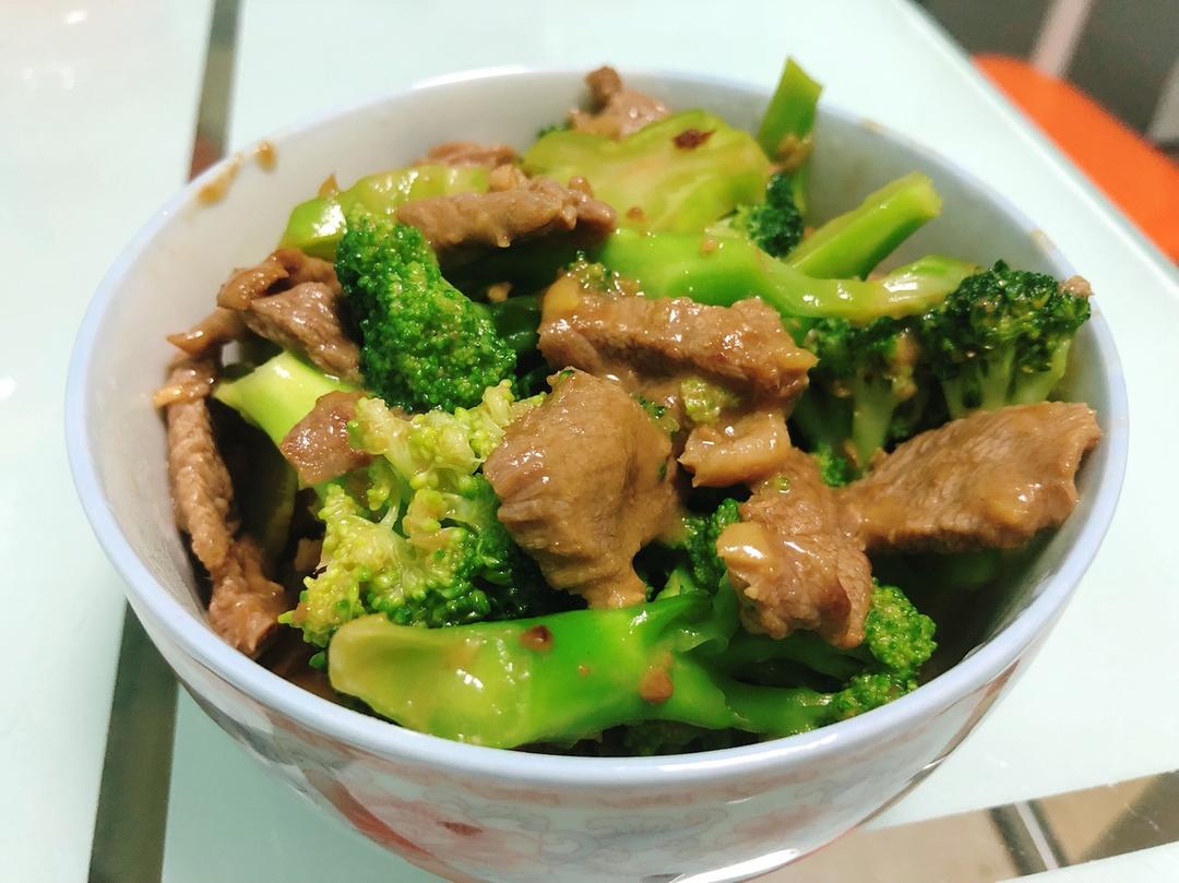如何炒出嫩牛肉