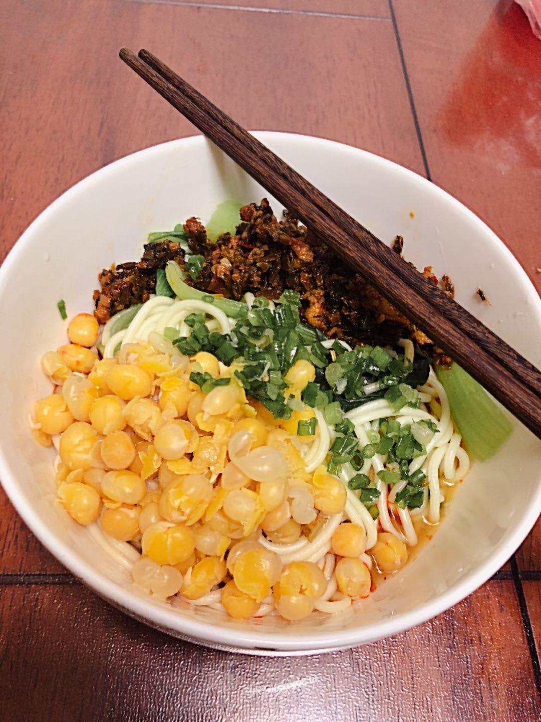 重庆碗杂面小面-在家也能吃到家乡味杂酱面