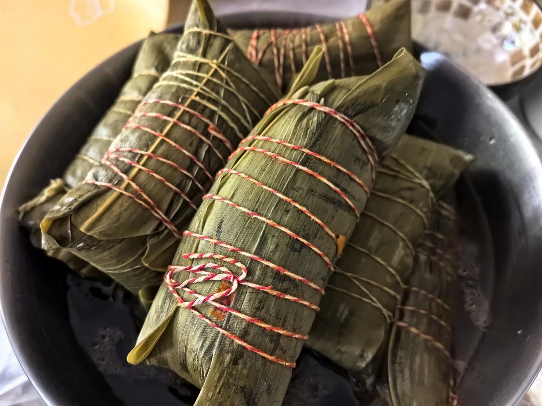 妈咪的♥️私房秘制咸蛋黄肉粽
