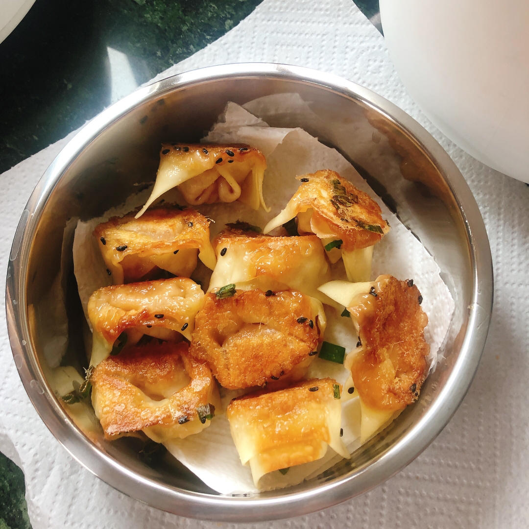 嘎嘣脆的锅贴(生煎馄饨)