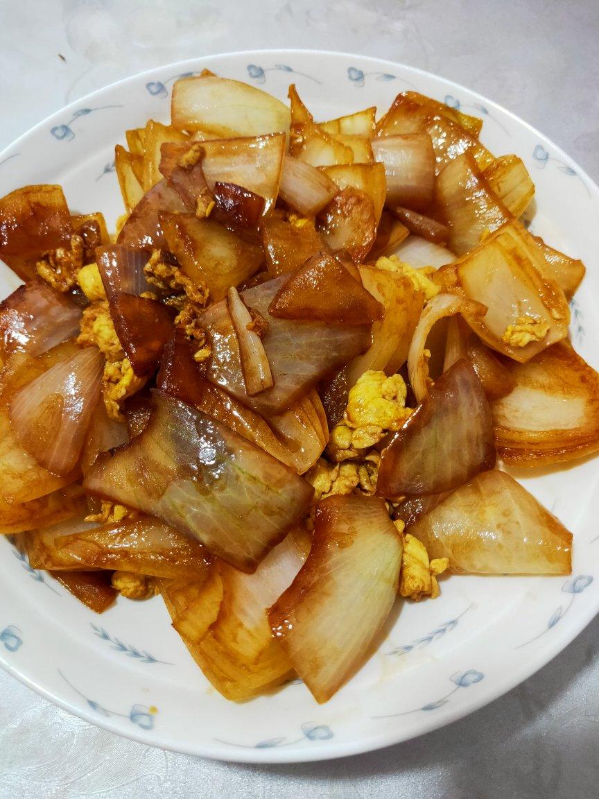降压防癌的好食材  洋葱炒鸡蛋