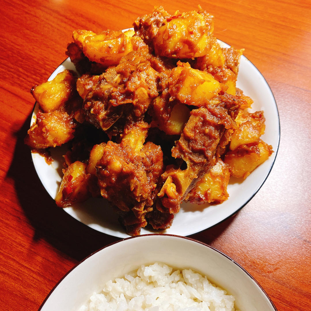 土豆烧排骨