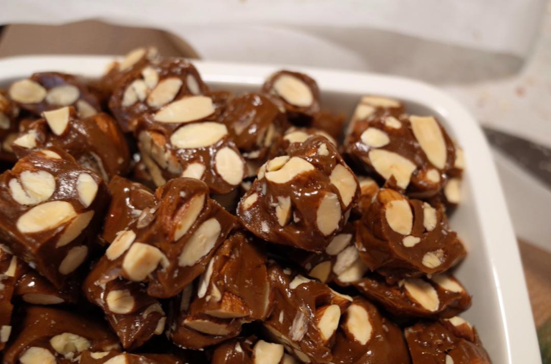 海盐杏仁太妃糖