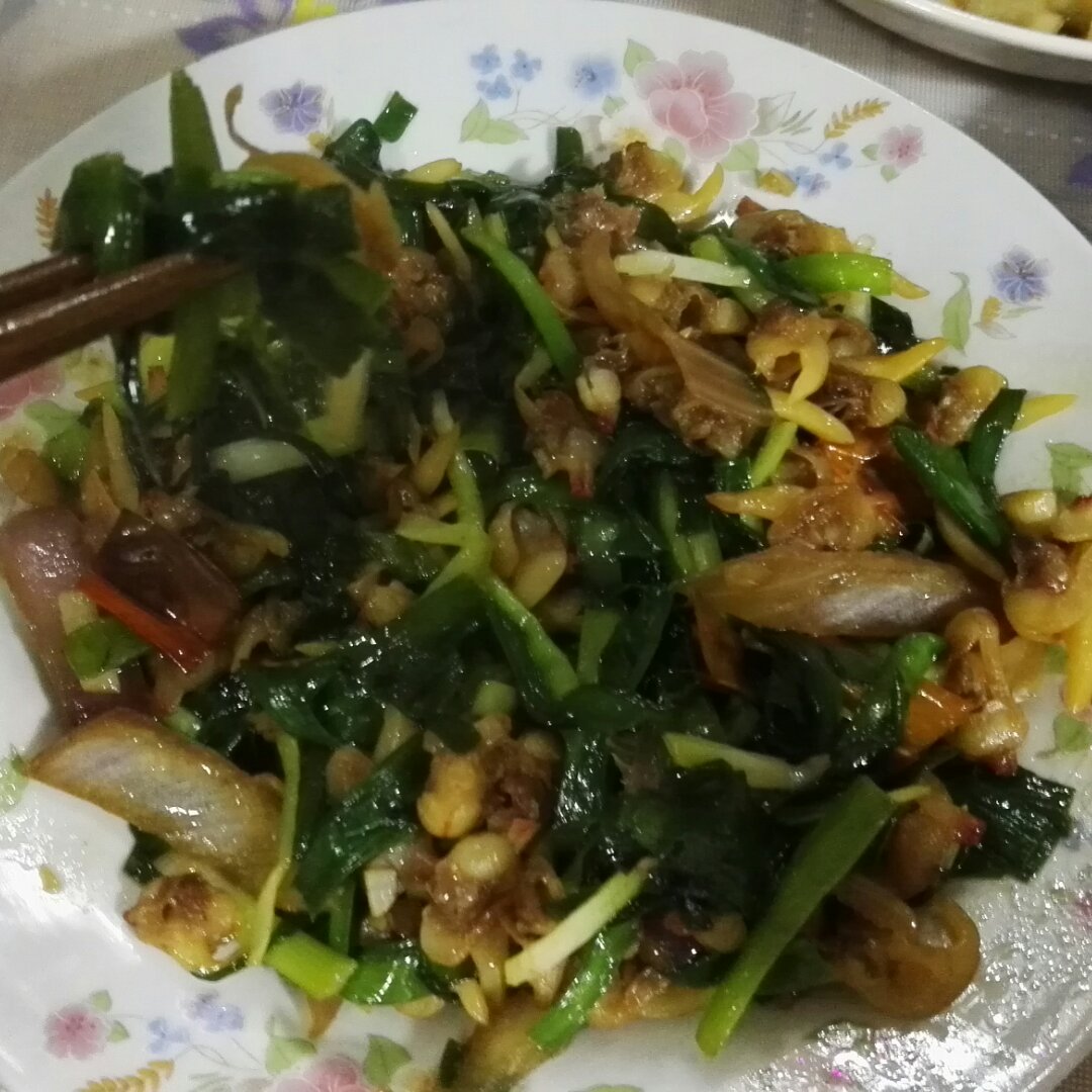 蛤肉炒韭菜花