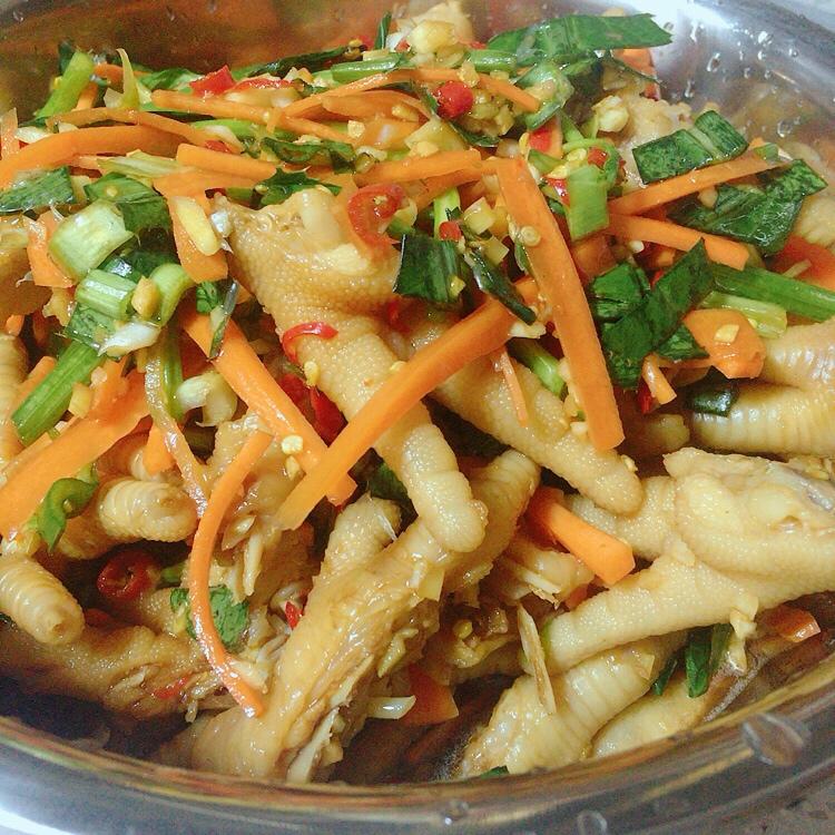 傣味酸辣柠檬鸡脚