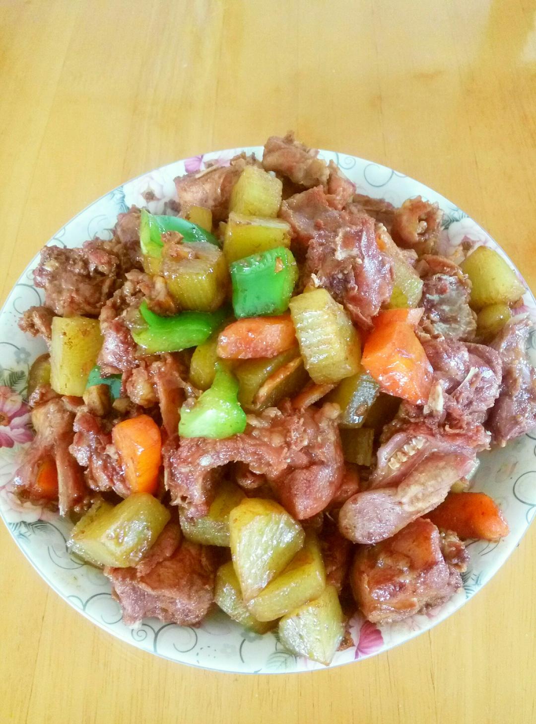 川式青笋红烧兔