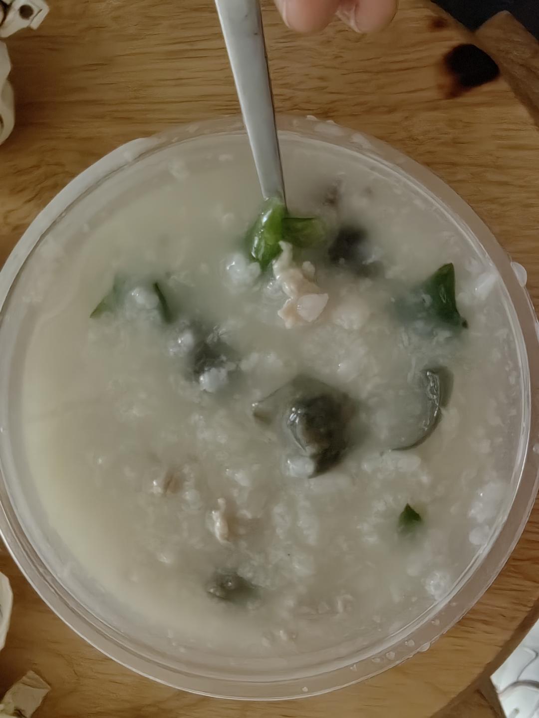 十五分钟快手之香滑皮蛋瘦肉粥(附五分钟电饭煲电压力锅更快捷方法)