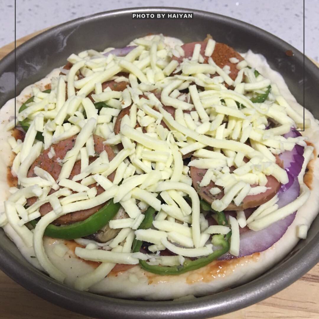 萨拉米薄底披萨 Salami Pizza