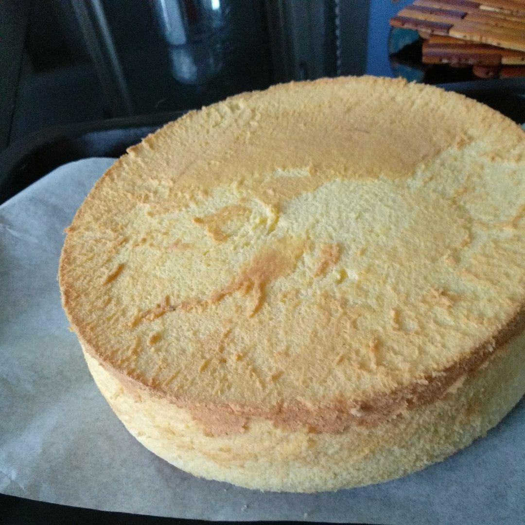 纸杯蛋糕 8寸戚风蛋糕的量