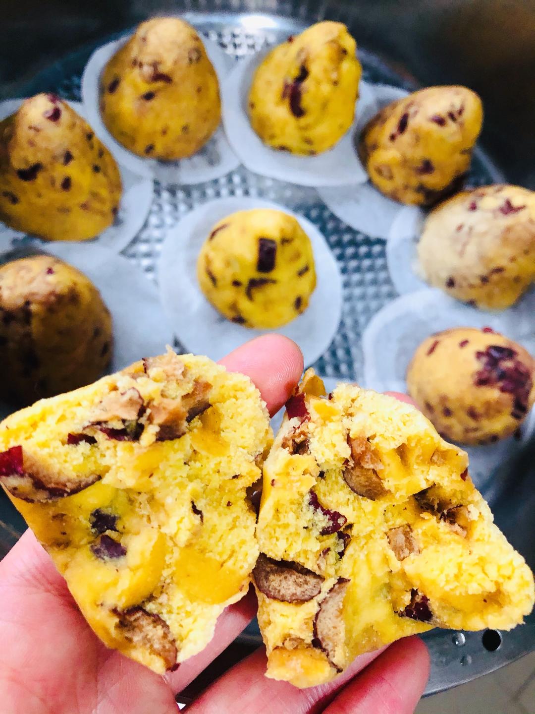 三合面 红枣、蜜豆窝窝头