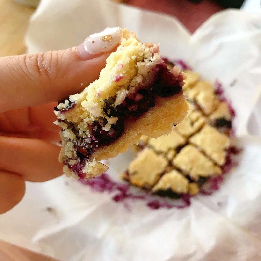 蓝莓酥粒小方块Blueberry Crumber Bars
